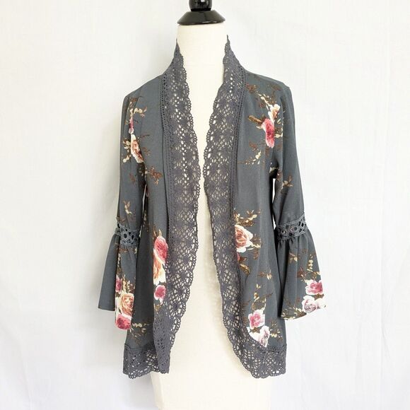 Women's Gray Cardigan Size S Floral Crochet Lace Open Front 3/4 Bell Sleeve - Picture 1 of 13